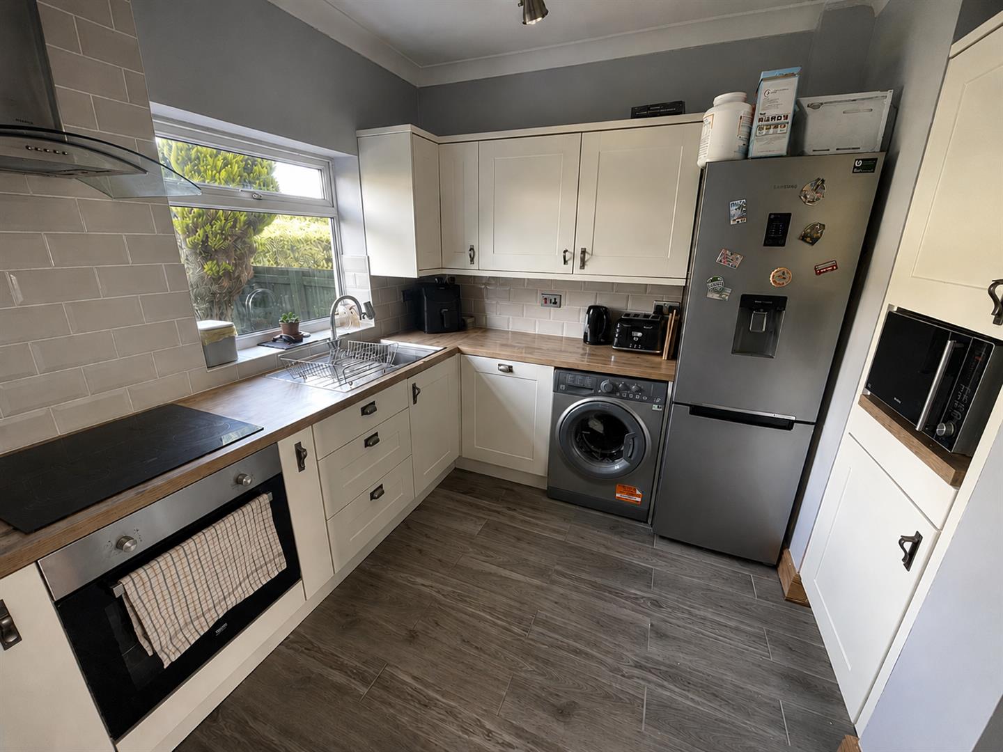 North Road, Loughor, Swansea, SA4 6QE